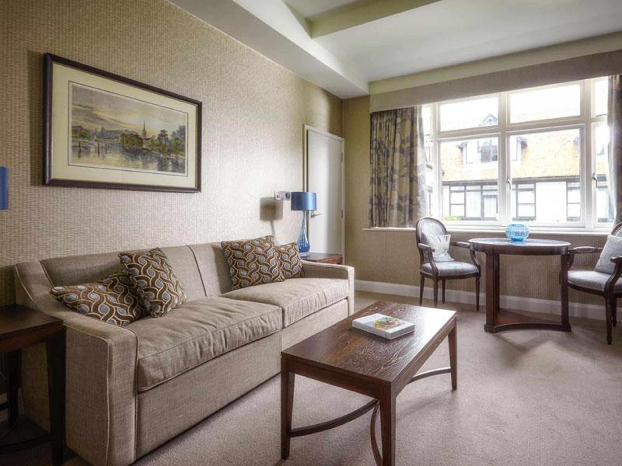 Danesfield House Hotel And Spa Марлоу Экстерьер фото