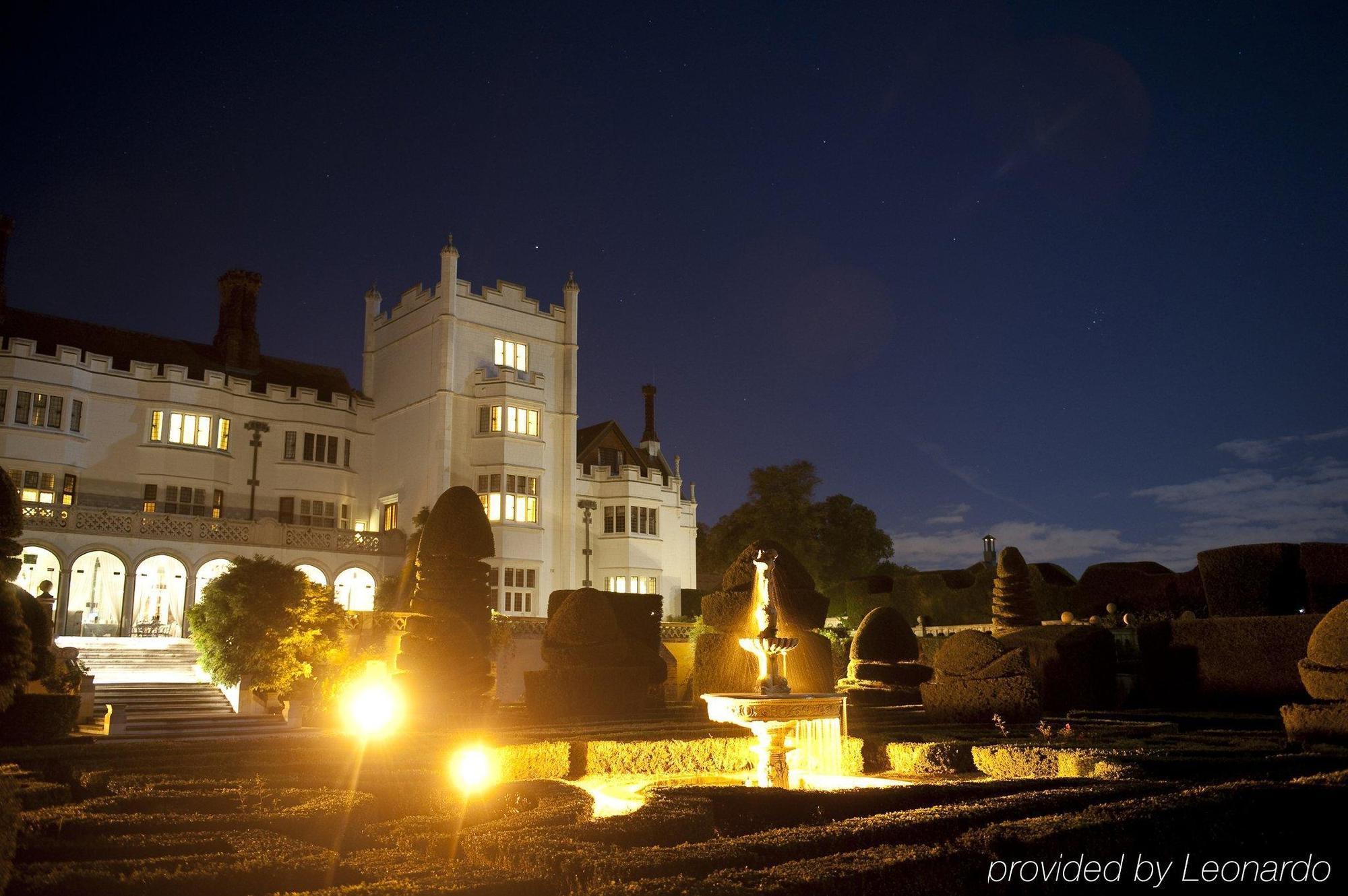 Danesfield House Hotel And Spa Марлоу Экстерьер фото