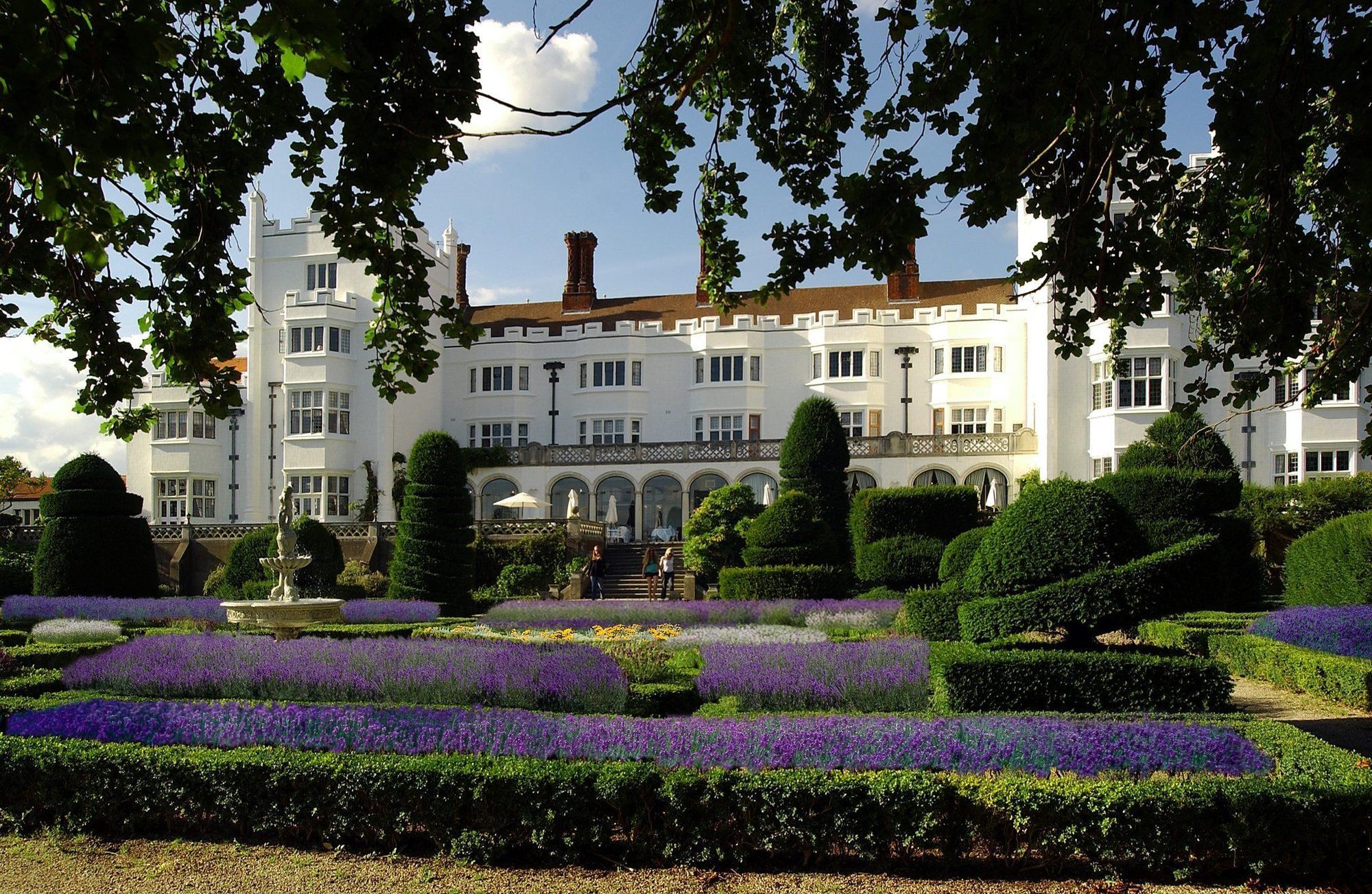 Danesfield House Hotel And Spa Марлоу Экстерьер фото