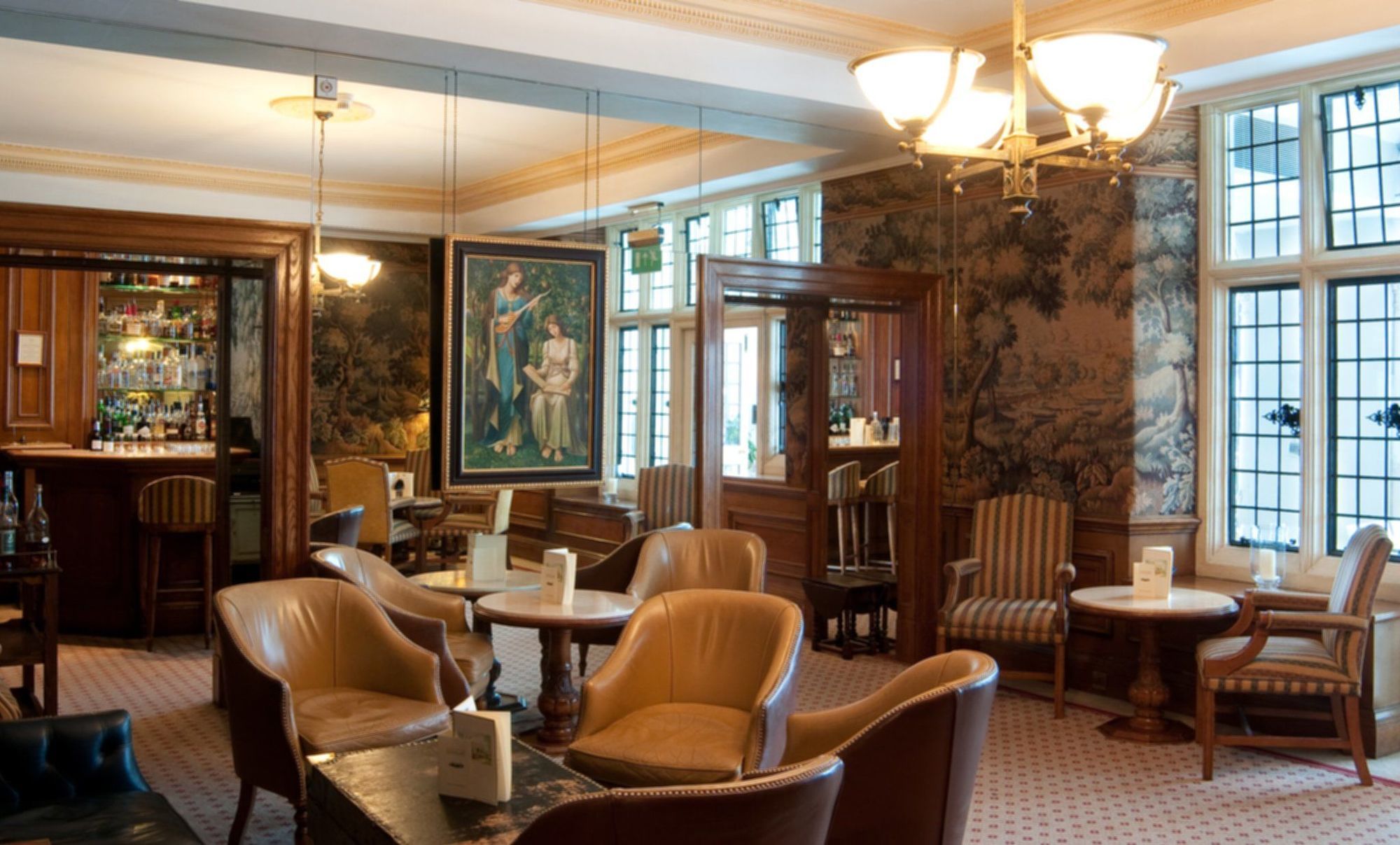Danesfield House Hotel And Spa Марлоу Экстерьер фото
